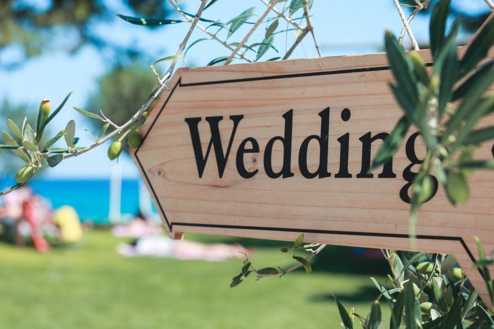 wedding-signboard-2022-11-09-11-02-51-ut_20221110-164759_1.jpg